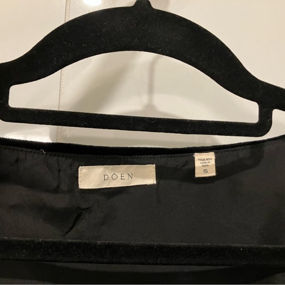 Doen Heirloom Celestine Dress in Black Velvet Size S Small - Picture 14 of 16